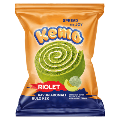 Melon-Flavored Swiss Roll Cake
