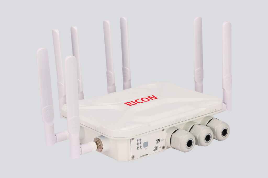 S9955-5G/ODU Industrial Router from 5G Series Industrial Routers