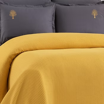 Pique and Duvet Cover Sets